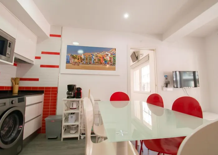 Ronda Centro Levante בנידורם